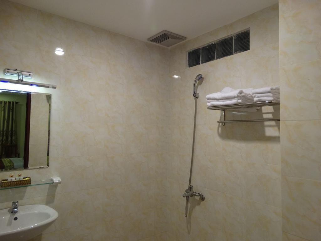 Hoa Vinh Hotel Ho Chi Minh-staden Exteriör bild