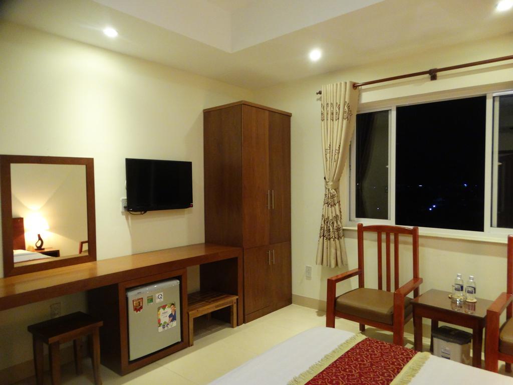 Hoa Vinh Hotel Ho Chi Minh-staden Exteriör bild